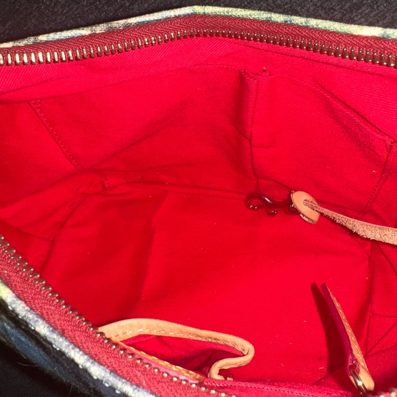 Dooney & Bourke Bag 🩷🔥 - Picture 7 of 9